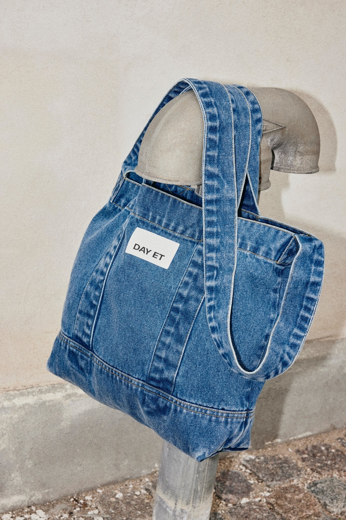 Washed Denim Crossbodytaske - Medium Denim